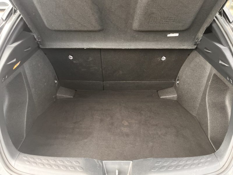 TOYOTA C-HR 1.8 Hybride 122ch Dynamic Ultimate TVA Récupérable 12/2023