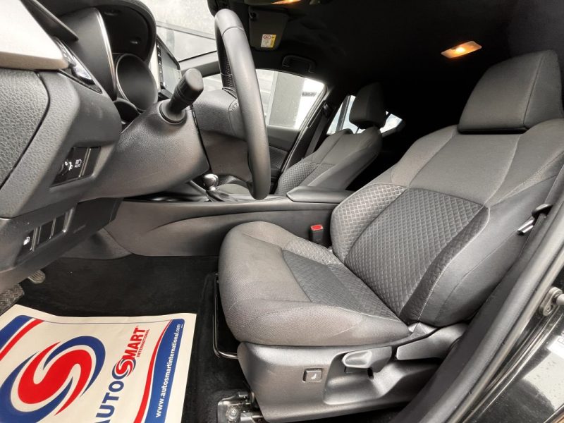TOYOTA C-HR 1.8 Hybride 122ch Dynamic Ultimate TVA Récupérable 12/2023