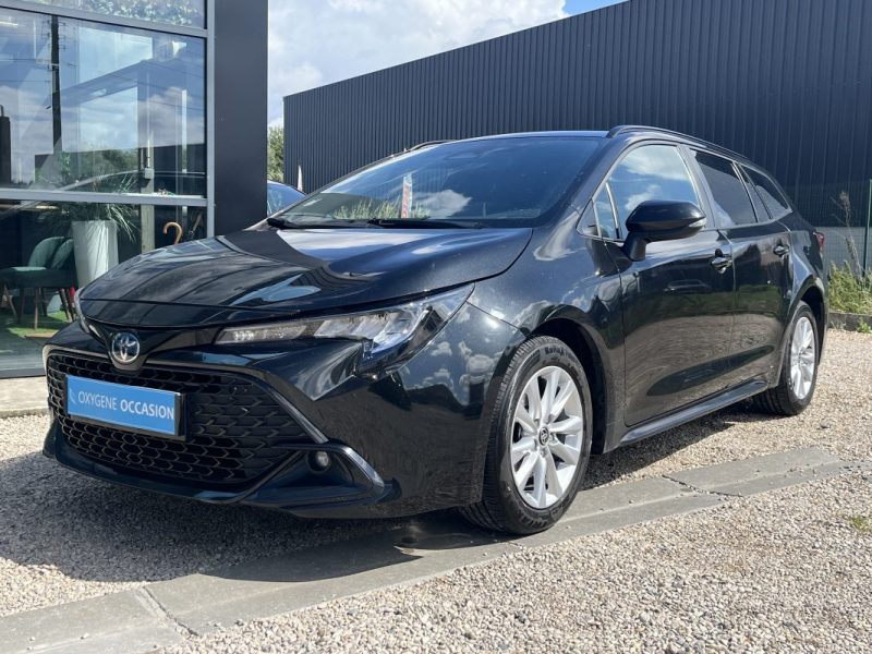 TOYOTA COROLLA Touring Sport 1.8 Hybrid 140ch Dynamic MY22 TVA Récupérable 05/2023