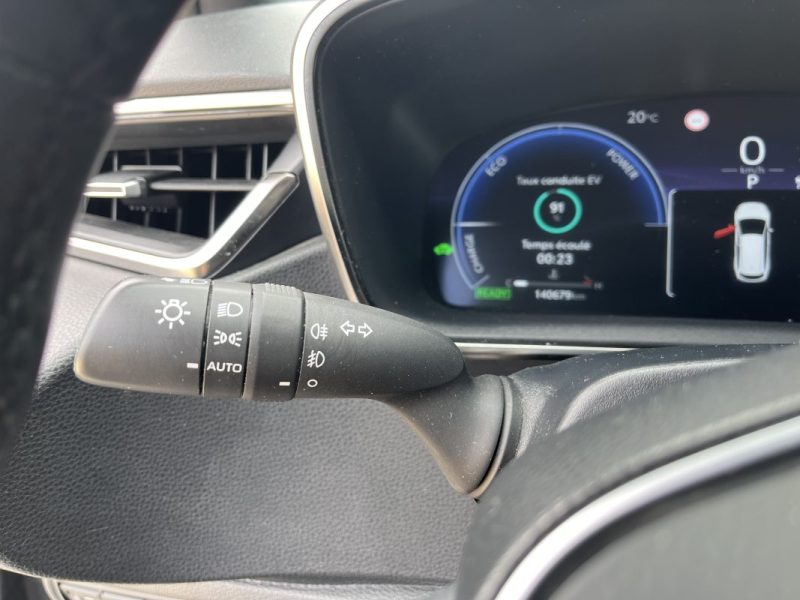 TOYOTA COROLLA Touring Sport 1.8 Hybrid 140ch Dynamic MY22 TVA Récupérable 05/2023