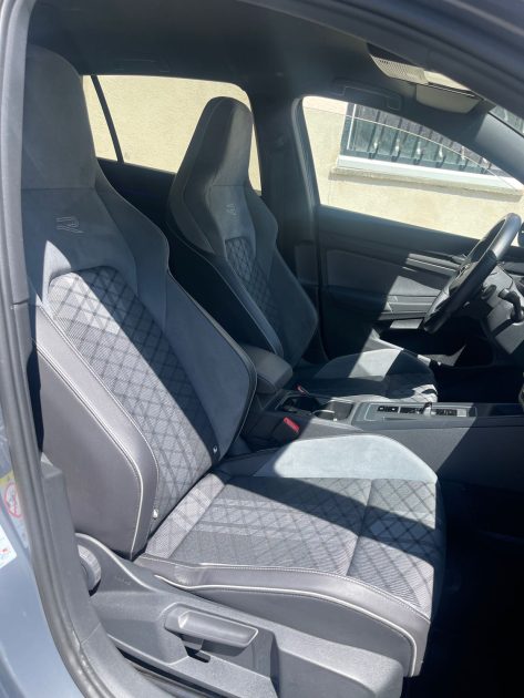 VOLKSWAGEN GOLF 1.5 e-TSI R-Line 150cv