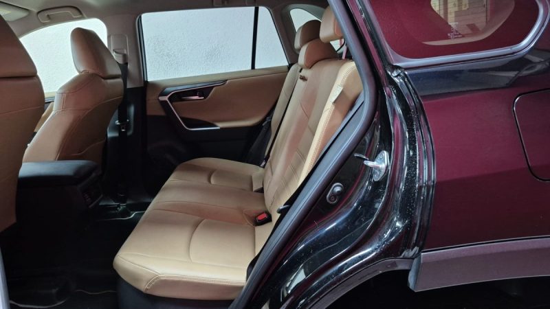 TOYOTA RAV4 SUV HYBRIDE NOIR 218ch LOUNGE TOUTES OPTIONS/HISTORIQUE TOYOTA