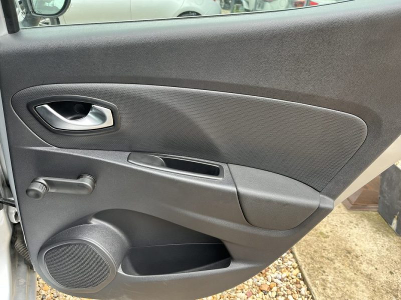 RENAULT CLIO 1.5 dCi 90ch energy Limited EDC 5p Euro6c 12/2018