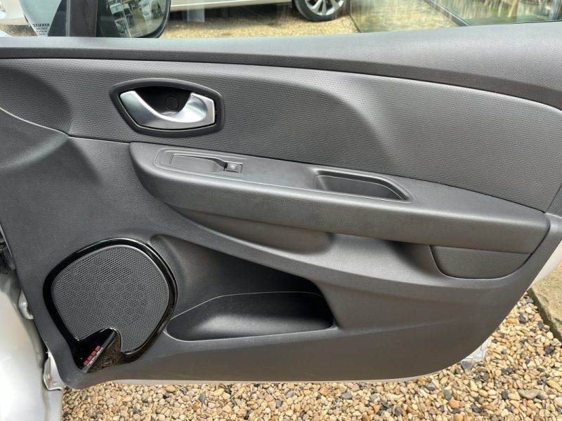 RENAULT CLIO 1.5 dCi 90ch energy Limited EDC 5p Euro6c 12/2018