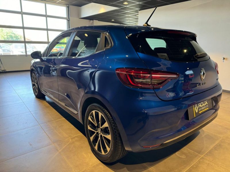 RENAULT CLIO 2022