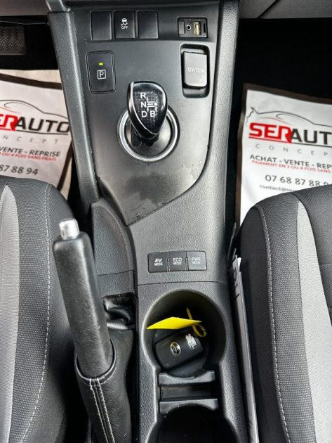 TOYOTA AURIS TOURING 1.8 HYBRIDE 136CV DESIGN CVT