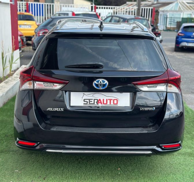 TOYOTA AURIS TOURING 1.8 HYBRIDE 136CV DESIGN CVT