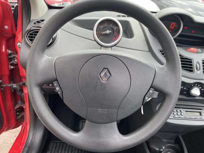 RENAULT TWINGO 2012