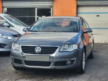 VOLKSWAGEN PASSAT 1.9 TDI 105 cv - GARANTIE 12 mois - Confortline - 1ère main