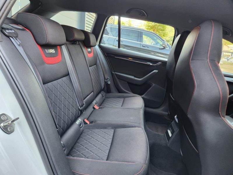 Skoda  OCTAVIA 2018 COMBI 2.0 TSI 230 RS*LED*GPS*