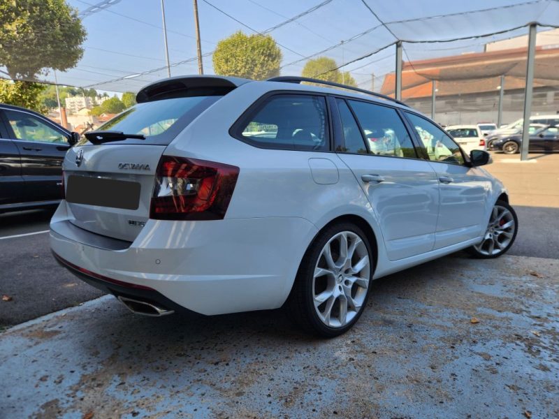Skoda  OCTAVIA 2018 COMBI 2.0 TSI 230 RS*LED*GPS*