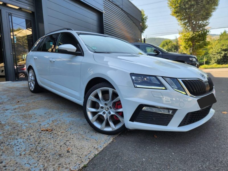 Skoda  OCTAVIA 2018 COMBI 2.0 TSI 230 RS*LED*GPS*