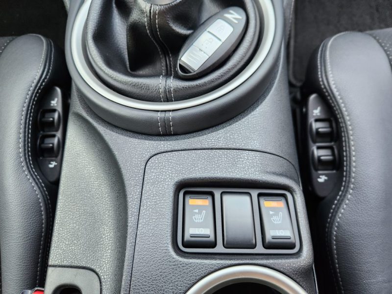 Nissan 370Z COUPE 3.7 V6 328*1°Main*XENON*CAMERA*