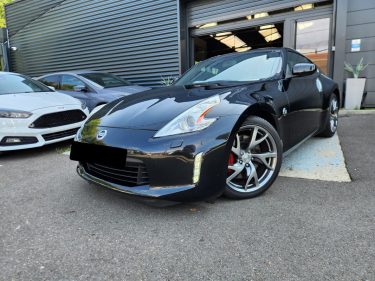 Nissan 370Z COUPE 3.7 V6 328*1°Main*XENON*CAMERA*