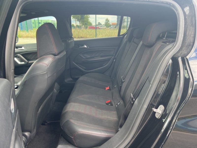 PEUGEOT 308 2.0 L BlueHDi 150ch GT Line S&S EAT6 / Toit panoramique