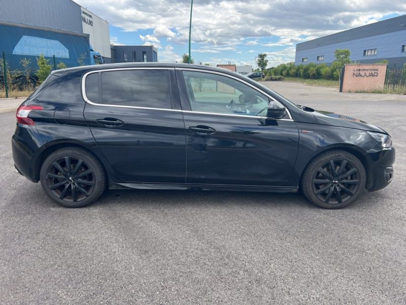 PEUGEOT 308 2.0 L BlueHDi 150ch GT Line S&S EAT6 / Toit panoramique