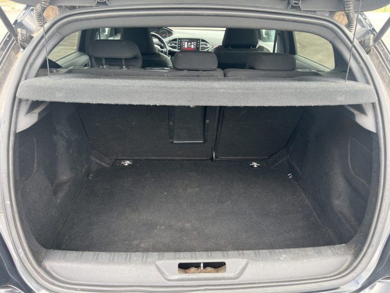 PEUGEOT 308 2.0 L BlueHDi 150ch GT Line S&S EAT6 / Toit panoramique