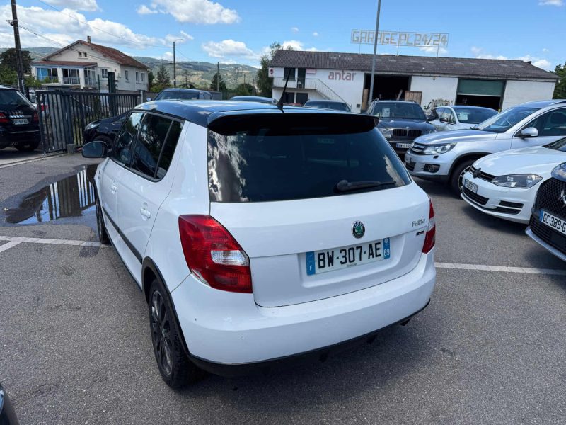 SKODA FABIA 2011