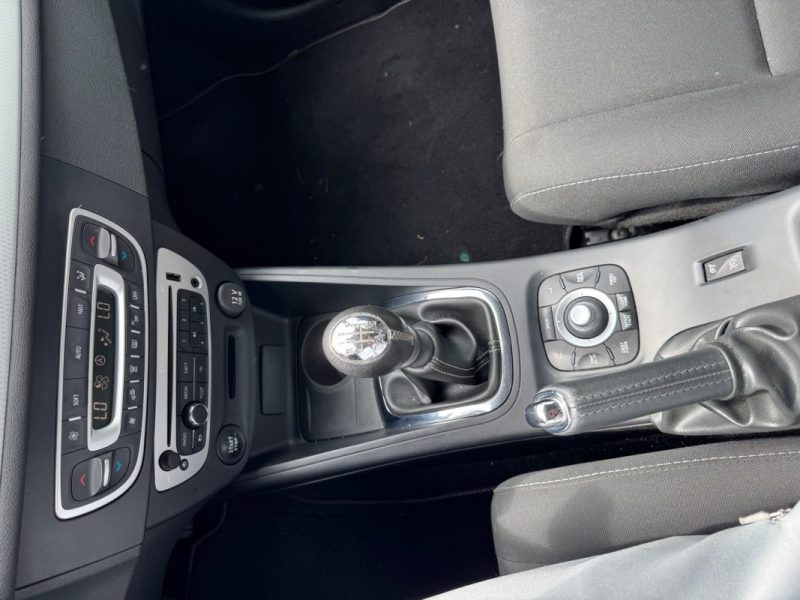 RENAULT MEGANE 3 PHASE 2 1.2 TCE 115 CV ENERGY 