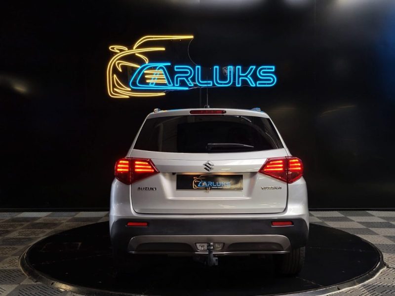 SUZUKI VITARA 1.0 Boosterjet 111cv PRIVILEGE /SIEGES CHAUFFANTS /CAMERA DE RECUL /ATTELAGE