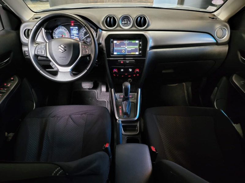 SUZUKI VITARA 1.0 Boosterjet 111cv PRIVILEGE /SIEGES CHAUFFANTS /CAMERA DE RECUL /ATTELAGE