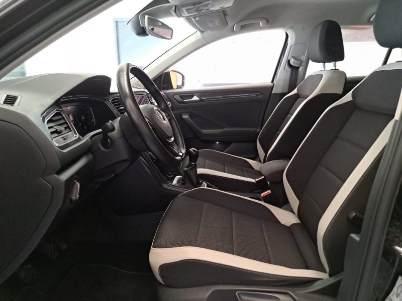 VOLKSWAGEN T-ROC 1.5 TSI EVO 150 CV CARAT BVM6 VIRTUAL COCKPIT 