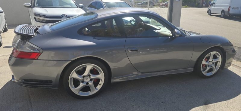 Porsche 911 Coupe 996 320 Carrera 4S BV6