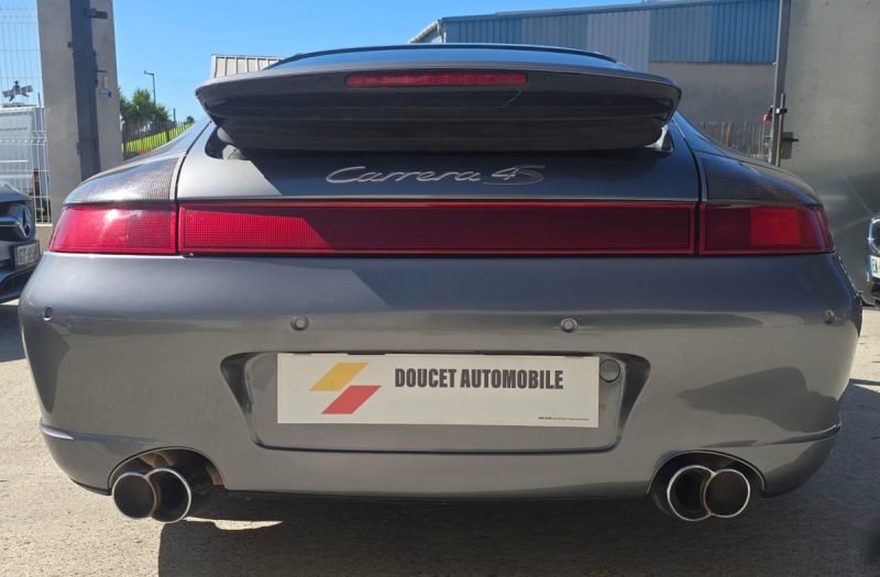 Porsche 911 Coupe 996 320 Carrera 4S BV6