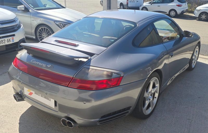 Porsche 911 Coupe 996 320 Carrera 4S BV6