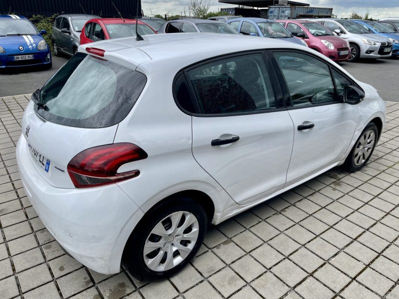 PEUGEOT 208 2015 1.6 BlueHdi 75 BVM5