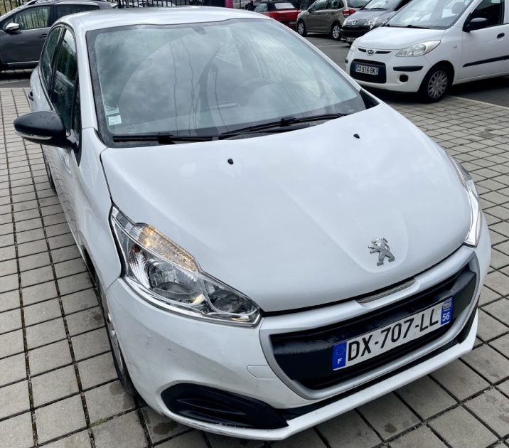 PEUGEOT 208 2015 1.6 BlueHdi 75 BVM5