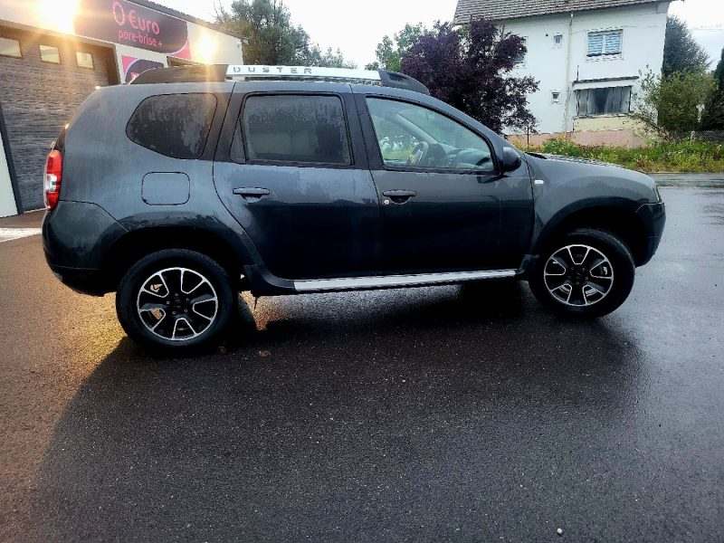 DACIA DUSTER 2017