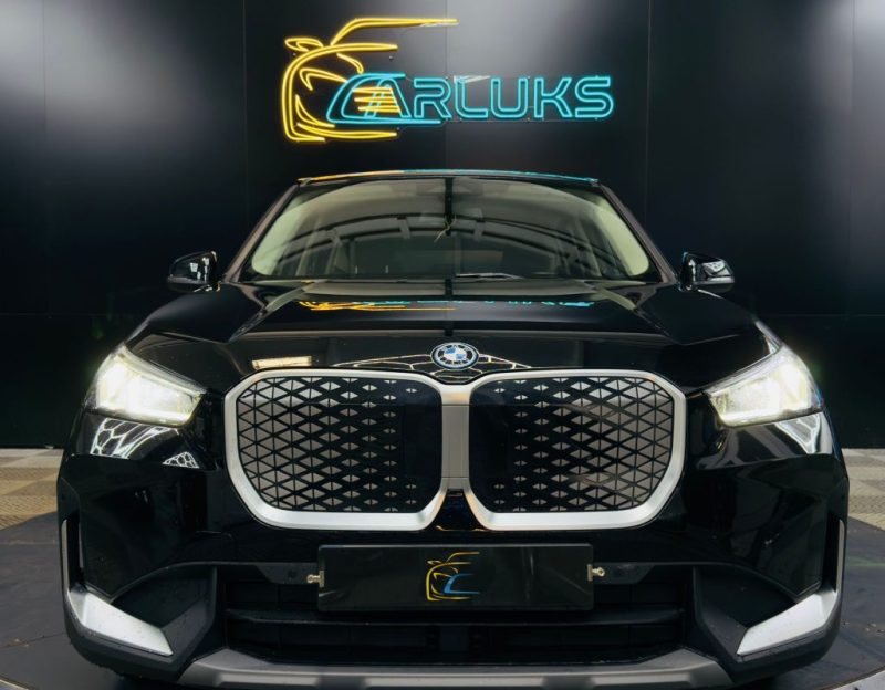 BMW iX1 eDrive20 204 cv