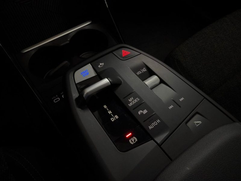 BMW iX1 eDrive20 204 cv