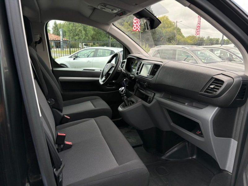OPEL VIVARO 2020