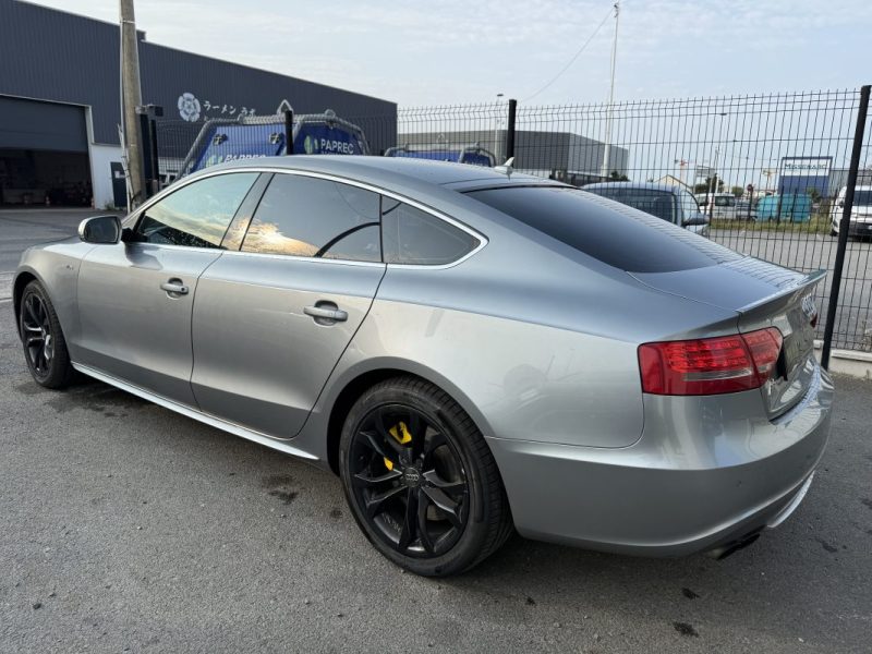 AUDI S5 2011