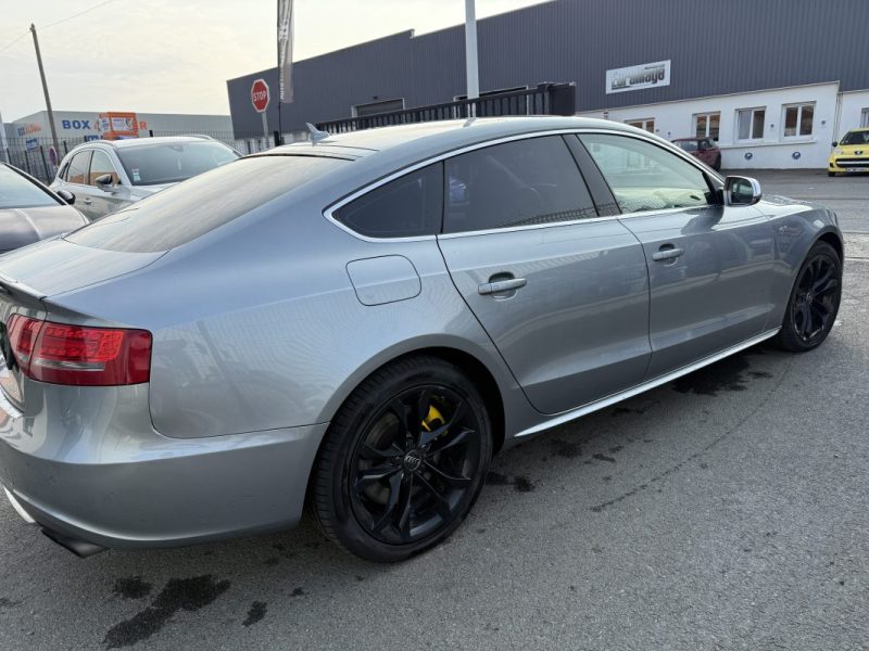 AUDI S5 2011
