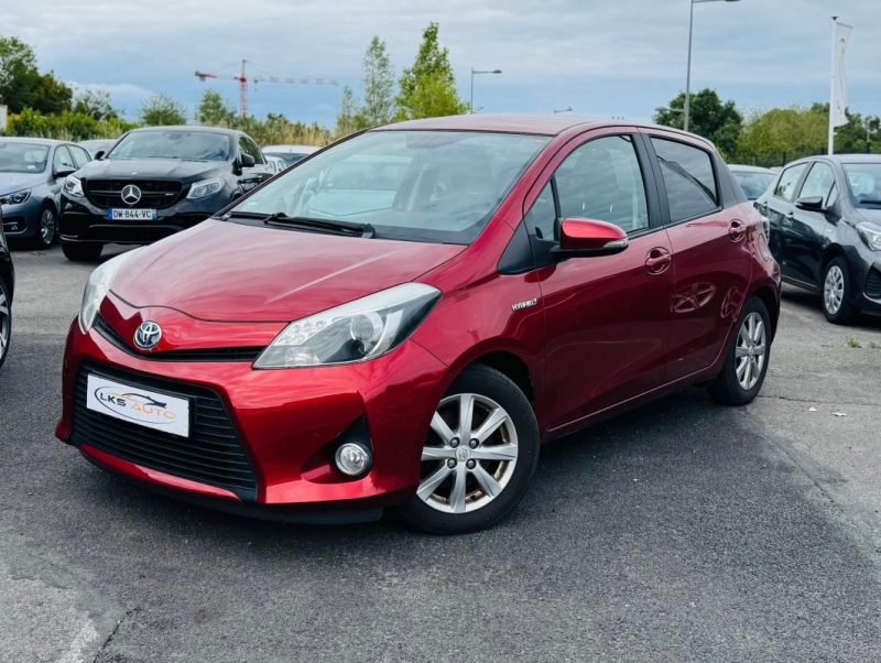 TOYOTA YARIS III 1.5 HYBRID STYLE EDITION 100H