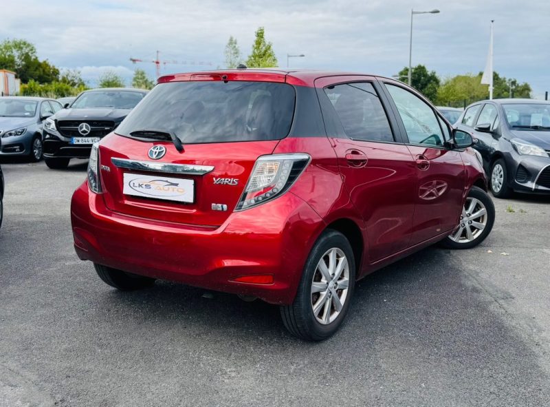 TOYOTA YARIS III 1.5 HYBRID STYLE EDITION 100H