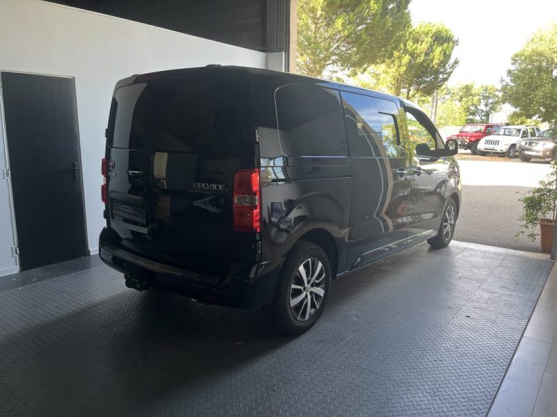 TOYOTA PROACE 2022