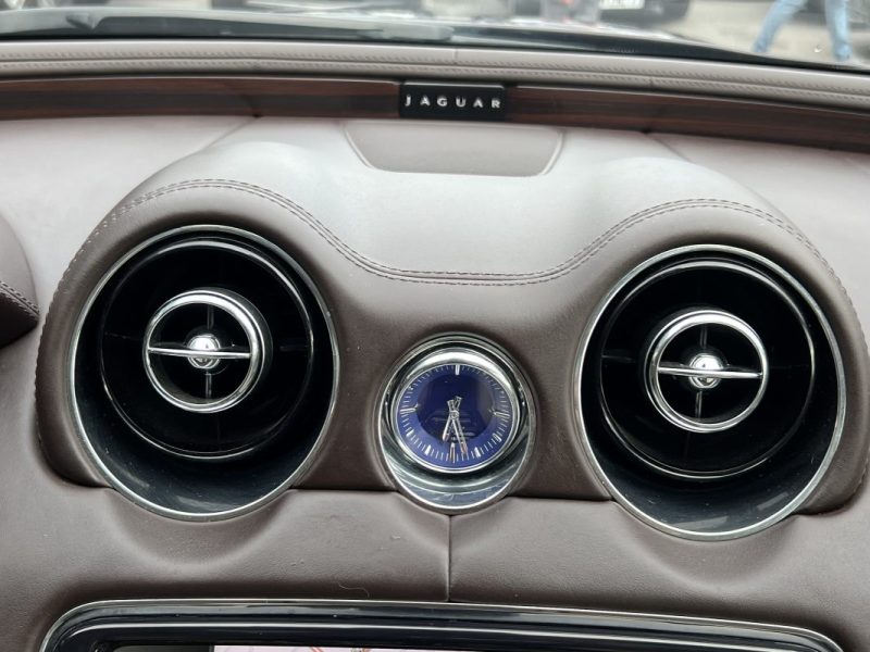 JAGUAR XJ 351 II LUXE 3.0 V6 275 Cv INTERIEUR CUIR / TOIT OUVRANT GPS TACTILE CAMERA - GARANTIE 1 AN