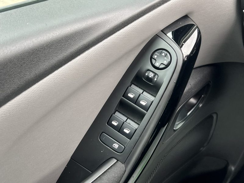 CITROEN C4 SPACETOURER II PHASE 2 1.6 HDI 120 BOITE AUTOMATIQUE / APPLE & ANDROID  - GARANTIE 1 AN