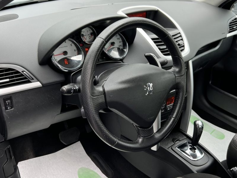PEUGEOT 207 PHASE 2 PREMIUM 1.4 i 90 Cv BOITE AUTOMATIQUE / 5 PORTES 62 600 Kms  - GARANTIE 1 AN