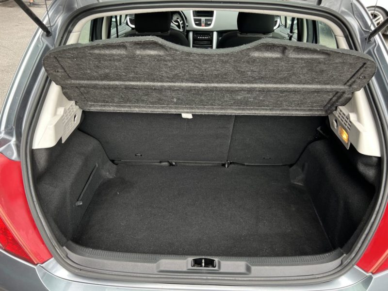PEUGEOT 207 PHASE 2 PREMIUM 1.4 i 90 Cv BOITE AUTOMATIQUE / 5 PORTES 62 600 Kms  - GARANTIE 1 AN