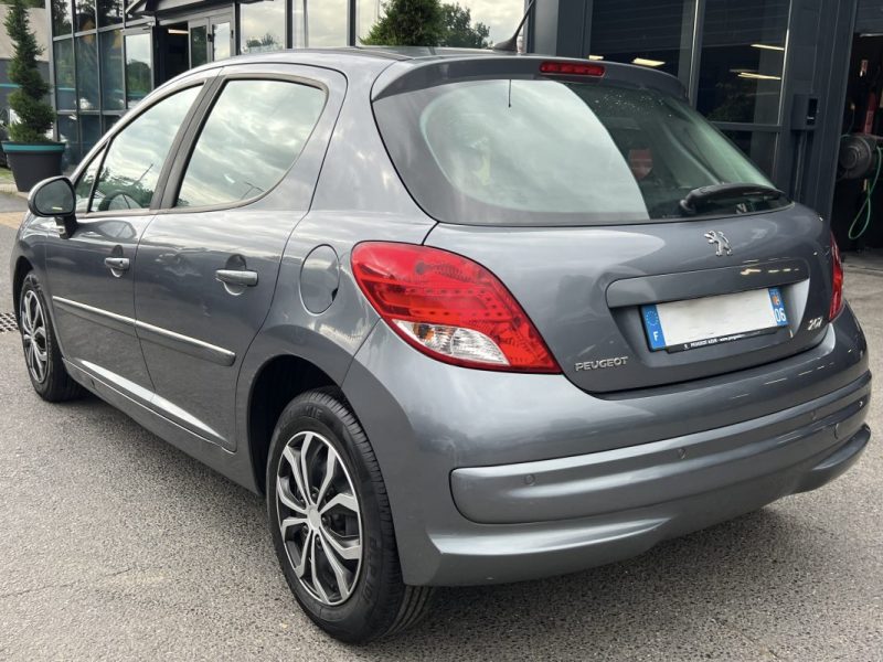 PEUGEOT 207 PHASE 2 PREMIUM 1.4 i 90 Cv BOITE AUTOMATIQUE / 5 PORTES 62 600 Kms  - GARANTIE 1 AN