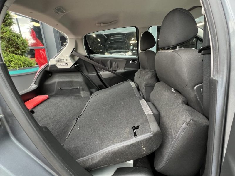 PEUGEOT 207 PHASE 2 PREMIUM 1.4 i 90 Cv BOITE AUTOMATIQUE / 5 PORTES 62 600 Kms  - GARANTIE 1 AN