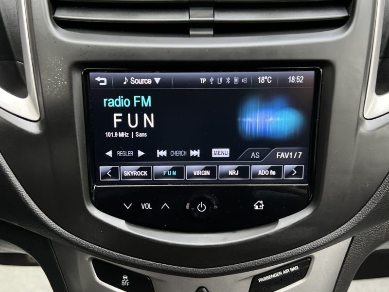 CHEVROLET TRAX LT+ 1.4 TURBO 140 Cv 4x4 4WD / ECRAN TACTILE CAMERA RECUL CRIT AIR 1  - GARANTIE 1 AN