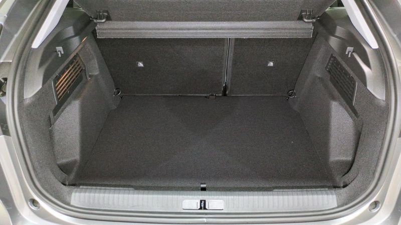 Citroën C4 nouvelle Hybride 145 e-dcs6 plus + sieges chauffants