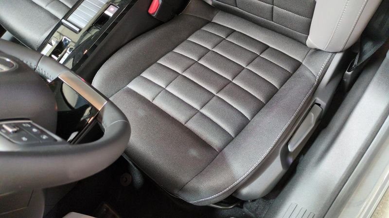 Citroën C4 nouvelle Hybride 145 e-dcs6 plus + sieges chauffants