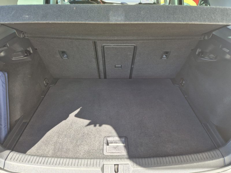 VOLKSWAGEN GOLF 2020